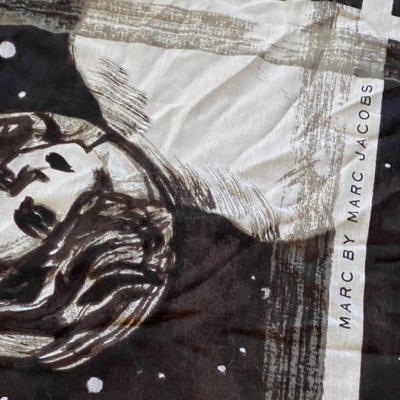 Marc by Marc Jacobs Jupiter & Celestial Wool Scarf - Picture 8 of 9